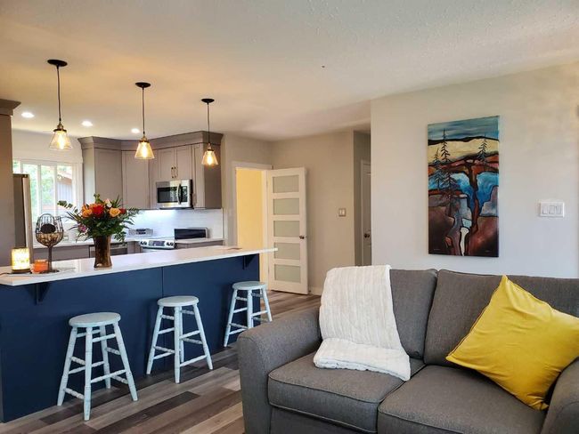 5856 West Park Crescent, House other with 3 bedrooms, 3 bathrooms and 2 parking in Red Deer AB | Image 7