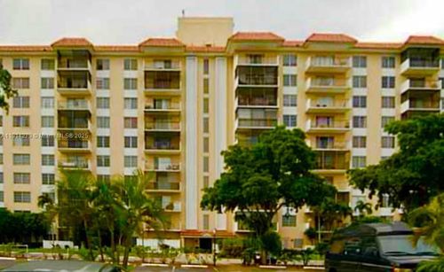 apt-812-4164 Inverrary Dr, Lauderhill, FL, 33319-4587 | Card Image
