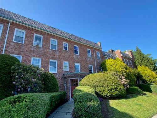apt-31-39 Commonwealth Ave, Chestnut Hill, MA, 02467-1065 | Card Image