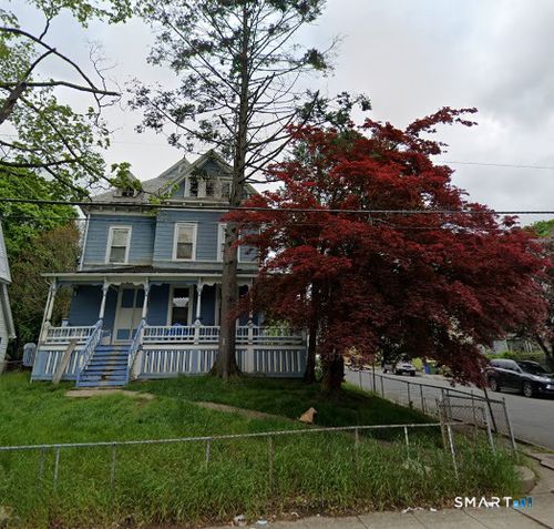 246 Hillside Ave, Waterbury, CT, 06710-7116 | Card Image