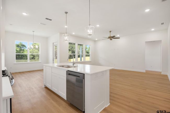 217 August Drive, House other with 4 bedrooms, 2 bathrooms and null parking in Bullard TX | Image 15