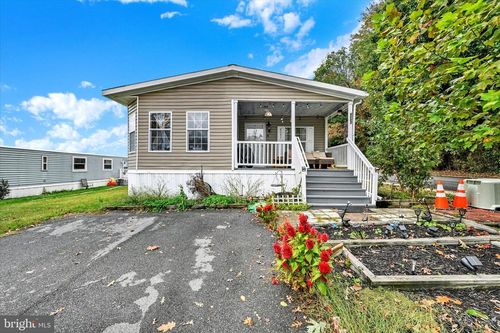 8087 Keeton Rd, ELKRIDGE, MD, 21075-6552 | Card Image