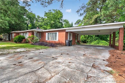 108 S Church St, Kenansville, NC, 28349-8591 | Card Image
