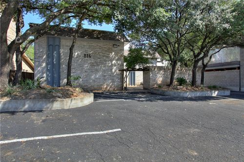 apt-113-816 W North Loop Blvd, Austin, TX, 78756-2229 | Card Image