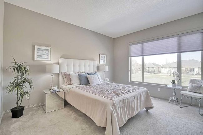 135 Everglade Way Sw, Home with 2 bedrooms, 2 bathrooms and 4 parking in Calgary AB | Image 20
