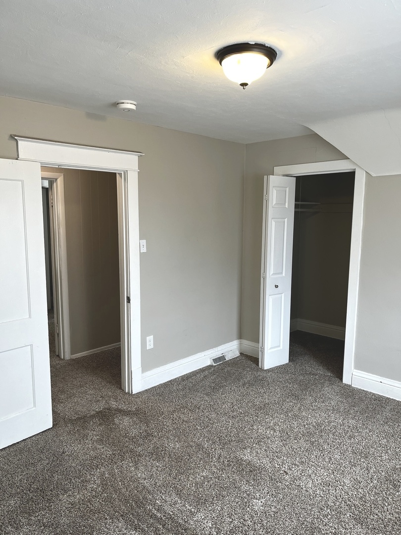 Residential in Dolton 5