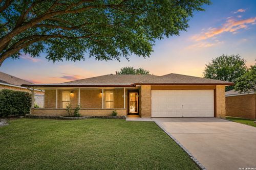 182 Clear Oak, Universal City, TX, 78148-3702 | Card Image
