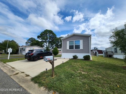 43 Martin Dr, Whiting, NJ, 08759-3729 | Card Image
