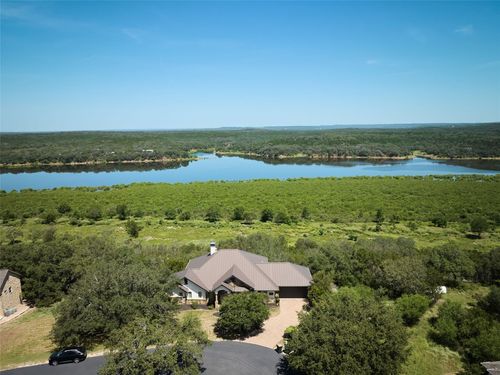 601 Wesley Ridge Dr, Spicewood, TX, 78669-9168 | Card Image