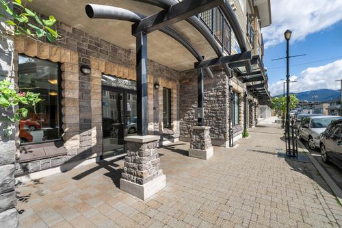 202-38003 2nd Ave, Squamish, BC, V8B0C4 | Card Image