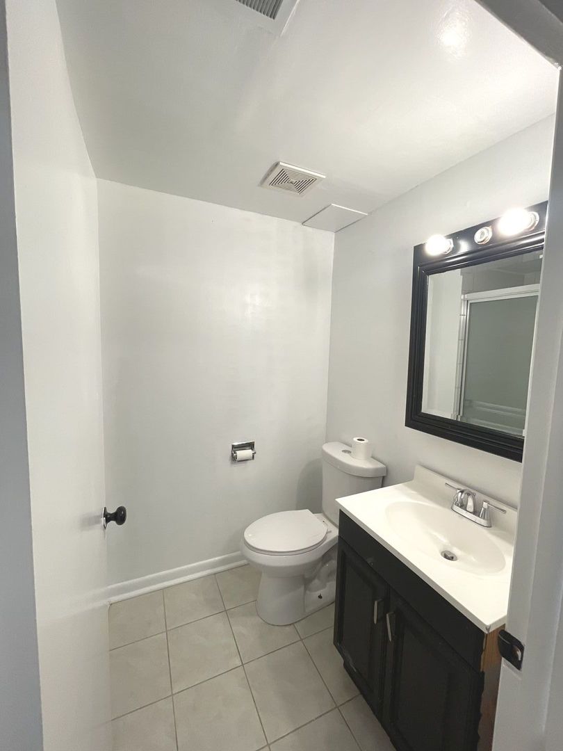 Residential in Hazel Crest 5
