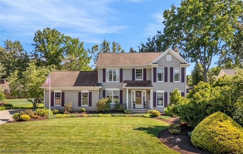 8538 Seaton Pl, Mentor, OH, 44060-6024 | Card Image