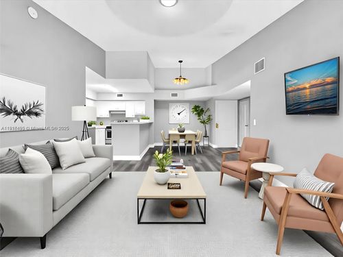 apt-303-2071 Renaissance Blvd, Miramar, FL, 33025-5682 | Card Image