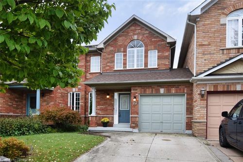 23 Stevenson St, Ancaster, ON, L9G5A2 | Card Image