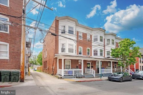 422 N Locust St, HAGERSTOWN, MD, 21740-4006 | Card Image