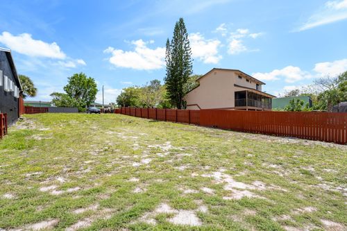 905 N A Street, Lake Worth Beach, FL, 33460 | Card Image