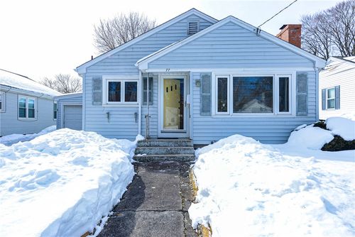77 Gardiner Ave, East Providence, RI, 02914-3028 | Card Image