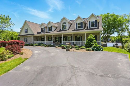 7859 Pine Ridge Dr, Clarkston, MI, 48346-1165 | Card Image