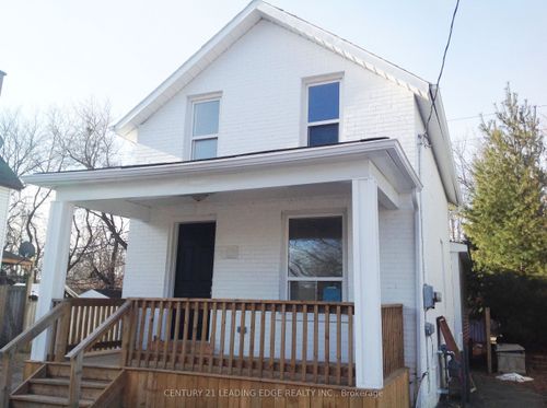 230 Court St, Oshawa, ON, L1H4W7 | Card Image