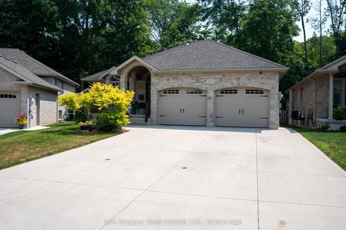217 2nd St W, Owen Sound, ON, N4K0A6 | Card Image