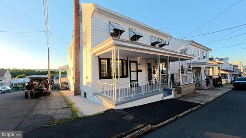 530 Lytle St, MINERSVILLE, PA, 17954-1811 | Card Image