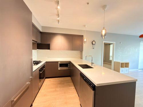 115-9333 Tomicki Ave, Richmond, BC, V6X0L4 | Card Image