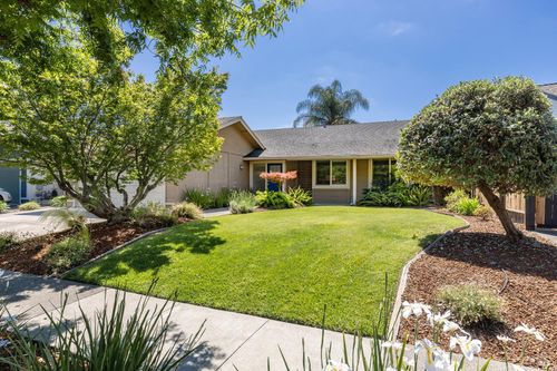 2491 Vine Hill Drive, Napa, CA, 94558 | Card Image