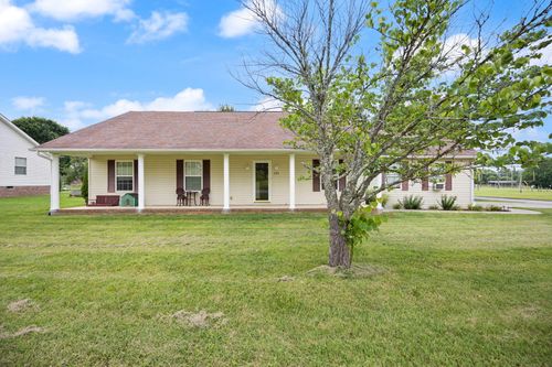 389 Park Ln, Science Hill, KY, 42553-9447 | Card Image