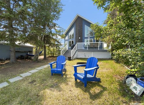217 Beach Ave, Livelong, SK, S0M1J0 | Card Image