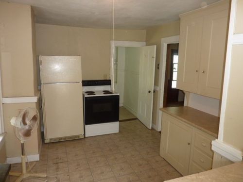 apt-2-169 Main St, Avon, MA, 02322-1463 | Card Image