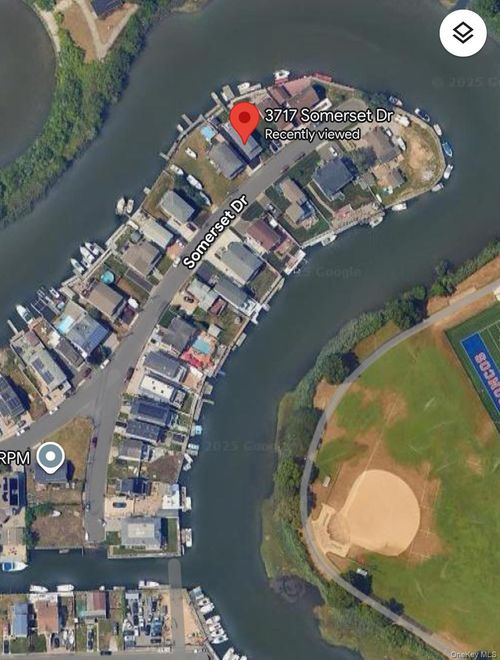 3717 Somerset Dr, Seaford, NY, 11783-3450 | Card Image