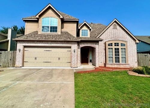 1105 N Yellowood Ave, Broken Arrow, OK, 74012-8595 | Card Image