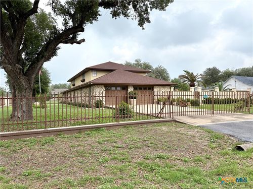 313 N Church St, Goliad, TX, 77963 | Card Image