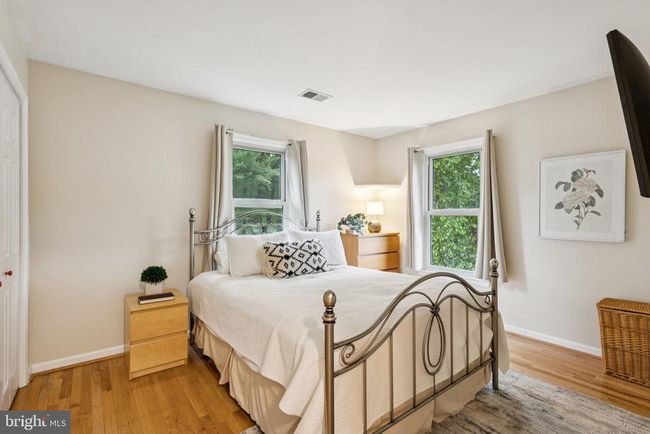 11100 Flora Lee Dr, House other with 4 bedrooms, 4 bathrooms and null parking in Fairfax Station VA | Image 32