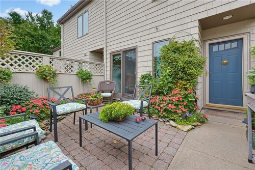 91 Windward Ln, Bristol, RI, 02809-1546 | Card Image