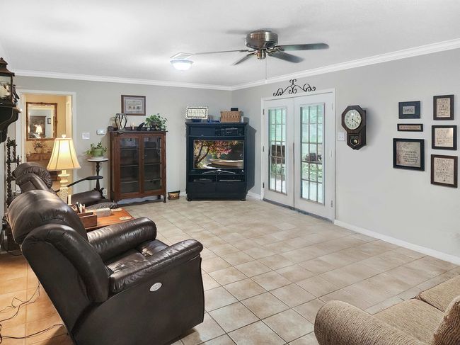 2104 Pinecrest Dr, House other with 3 bedrooms, 2 bathrooms and null parking in Jasper TX | Image 7