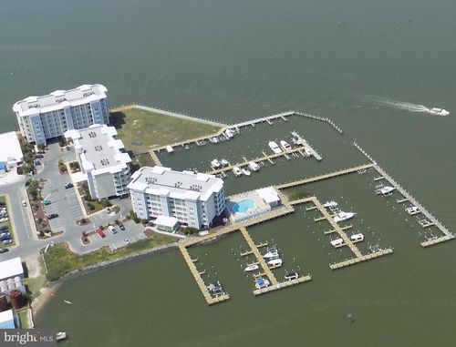 unit-115-103 Williams St, CRISFIELD, MD, 21817-1065 | Card Image