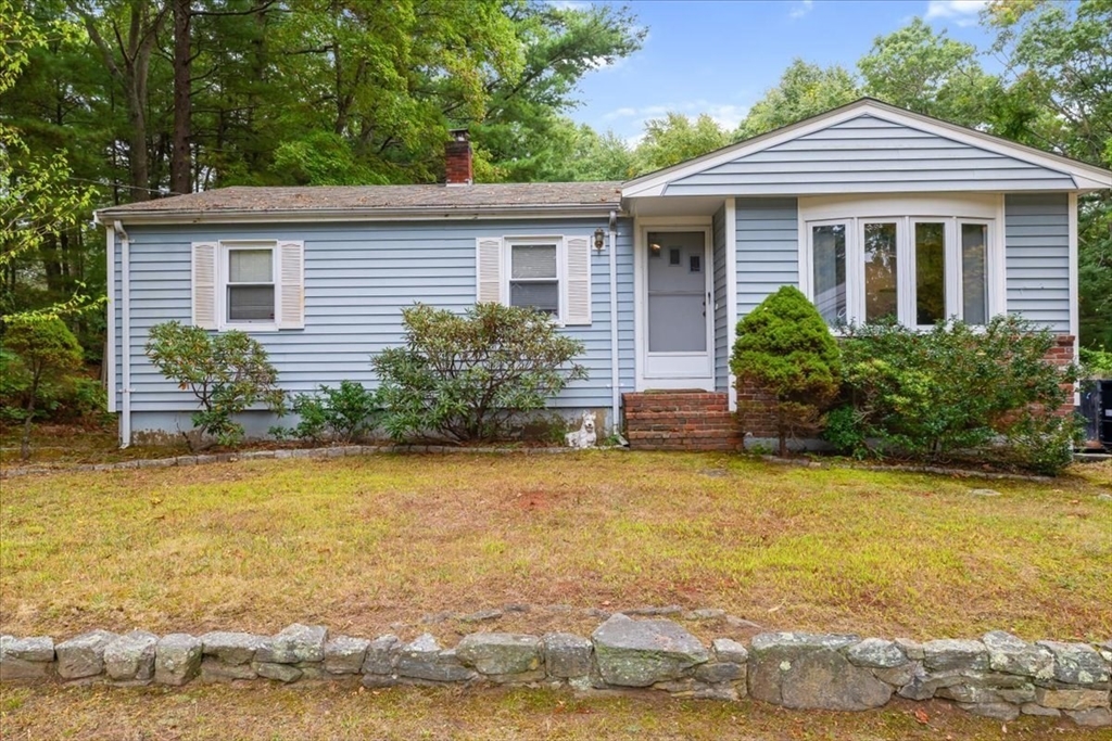 Center St, Pembroke, MA 02359