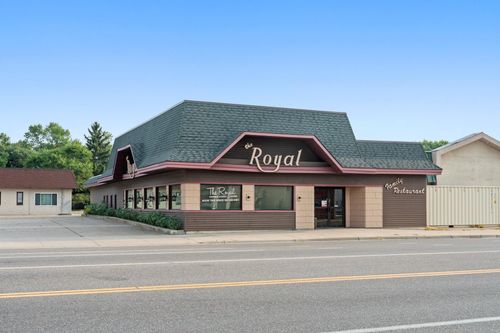 120 W Broadway, Little Falls, MN, 56345-1531 | Card Image
