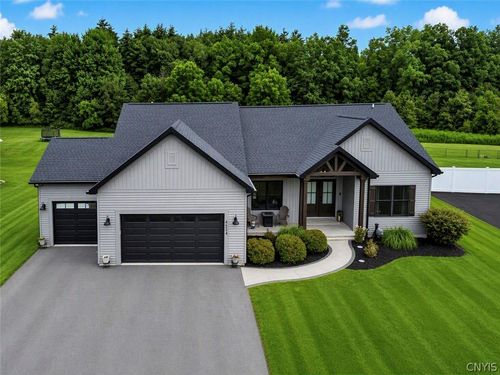4534 Hollyshire Way, Clay, NY, 13041-9745 | Card Image