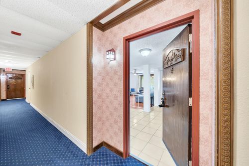 apt-3v-3730 Inverrary Dr, Lauderhill, FL, 33319-5150 | Card Image