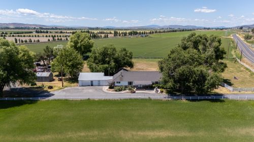 22990 Highway 50, Merrill, OR, 97633-9706 | Card Image