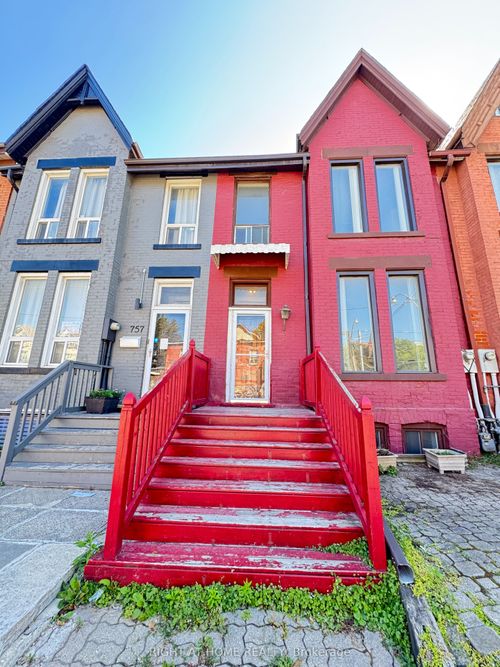 755 Gerrard St E, Toronto, ON, M4M1Y5 | Card Image