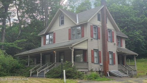 1255 Route 390, Cresco, PA, 18326-7903 | Card Image