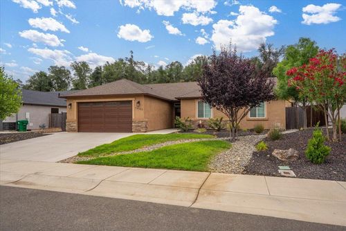 20189 Ballentine Dr, Anderson, CA, 96007-4009 | Card Image