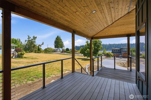 17697 Angeline Avenue South Ne, Suquamish, WA, 98392-9741 | Card Image