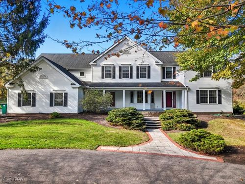 15625 Priorway Dr, Novelty, OH, 44072-9621 | Card Image