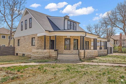 1031 Leavenworth Street, Manhattan, KS, 66502 | Card Image