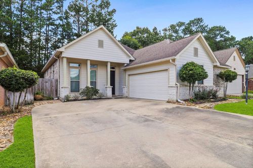 106 Sunshine Ln, Livingston, TX, 77351-8610 | Card Image