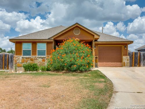 529 Indian Xing, Jourdanton, TX, 78026-4006 | Card Image